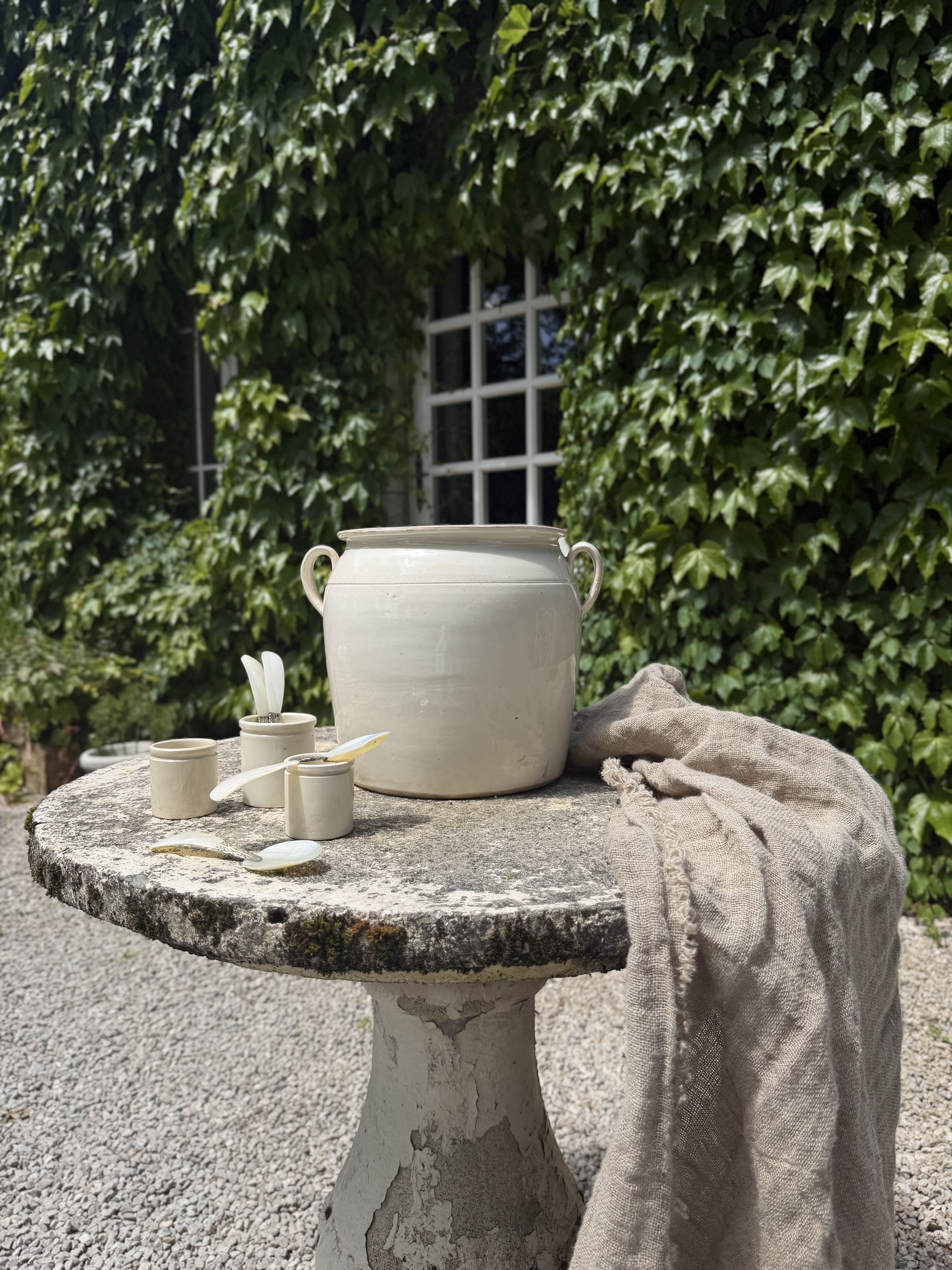 Napoleon III Cream Earthenware Pot